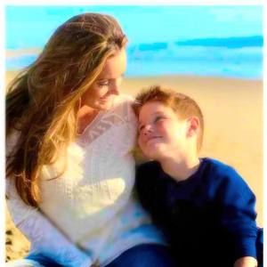 Meet your Posher, Cortney